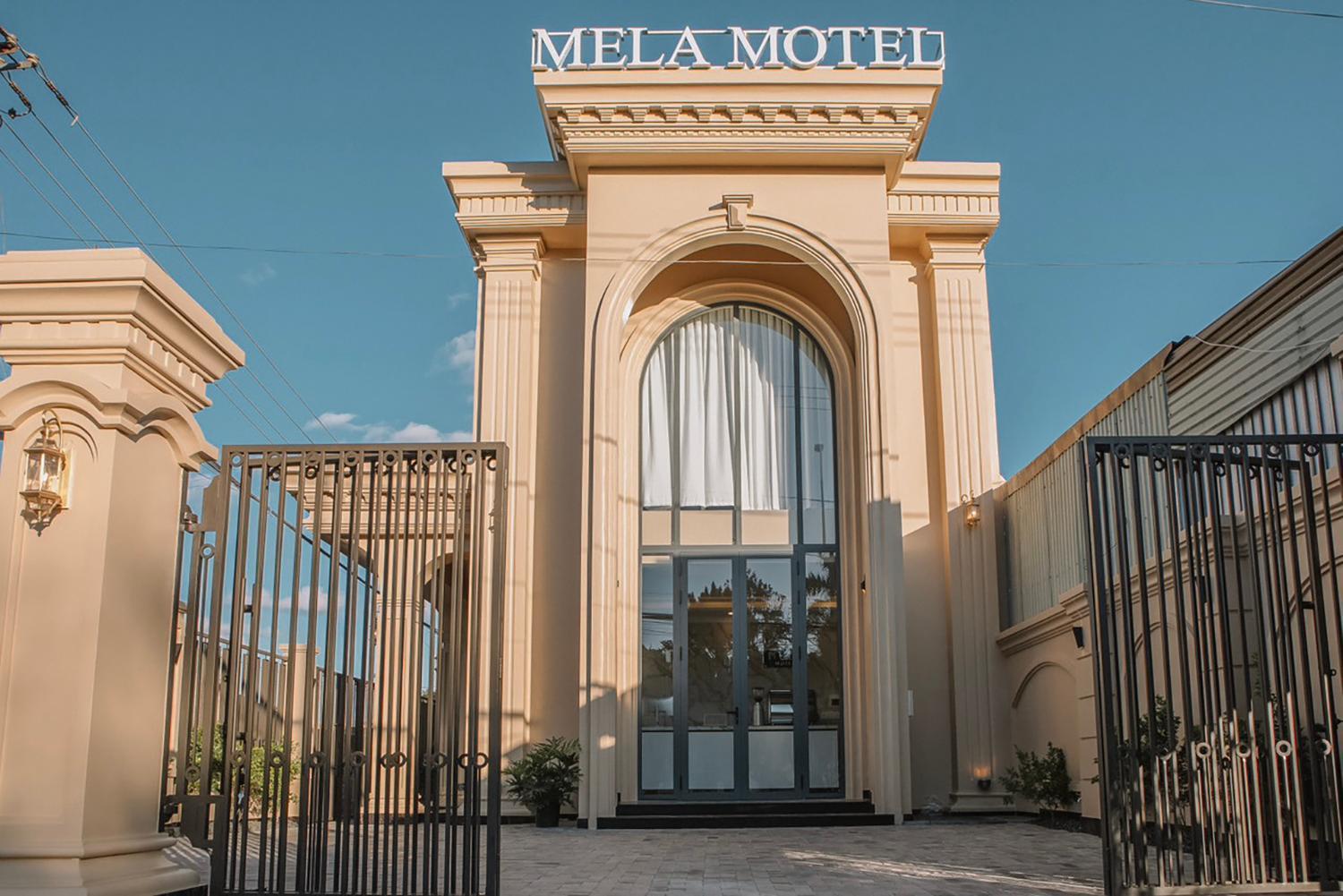 Mela Hotel My Thach Bagian luar foto