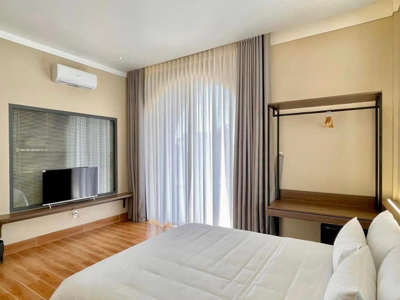 Mela Hotel My Thach Bagian luar foto
